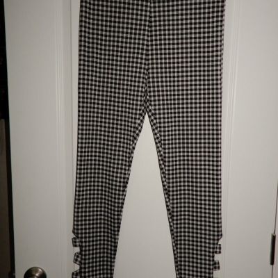 Mixit Fashion Women's Crop Leggings Black/White Check - ST- New w/Tags